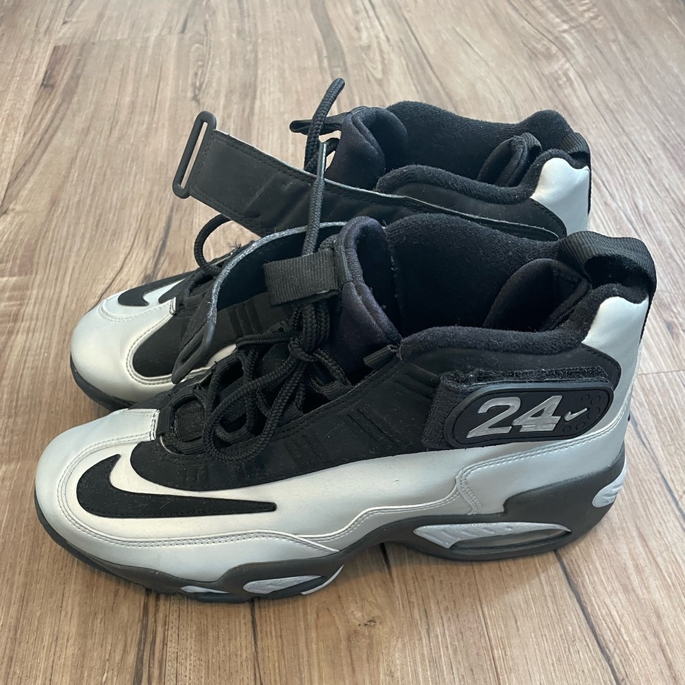 Ken Griffey Jr Nike